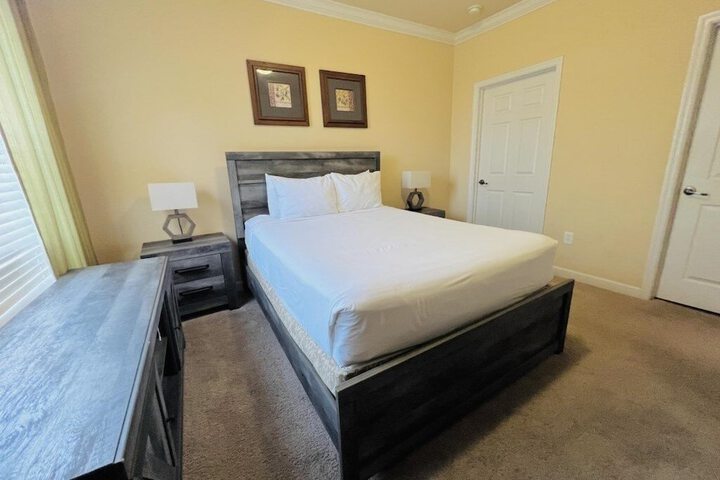 Room 3 of 24