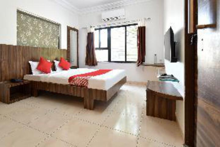 Oyo Flagship 77389 Hotel Shangrila Elite