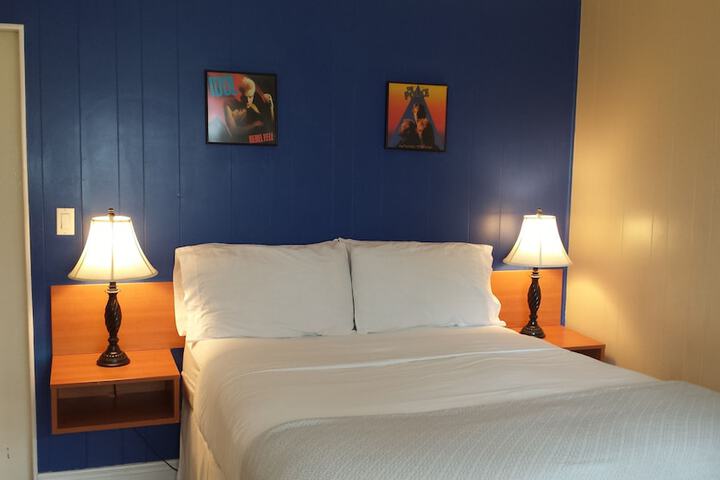 Room 5 of 34