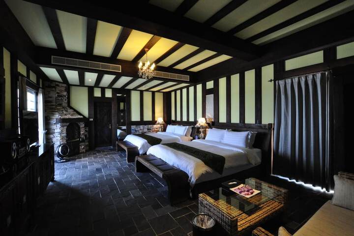 Room 5 of 31