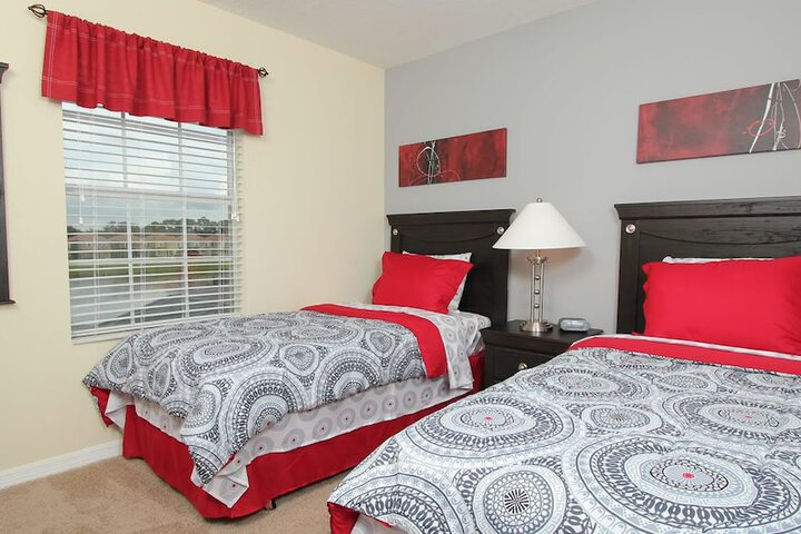 Room 9 of 22