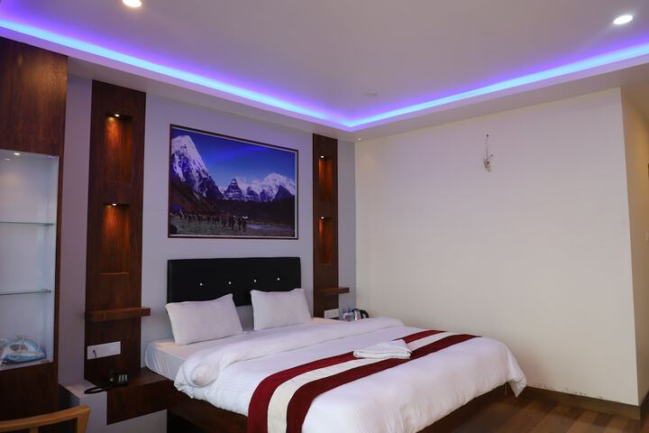 Room 10 of 11