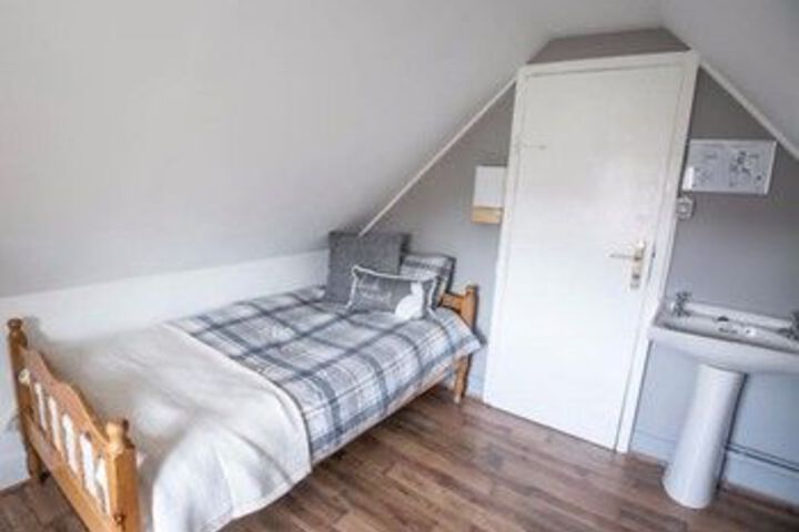 Room 44 of 81