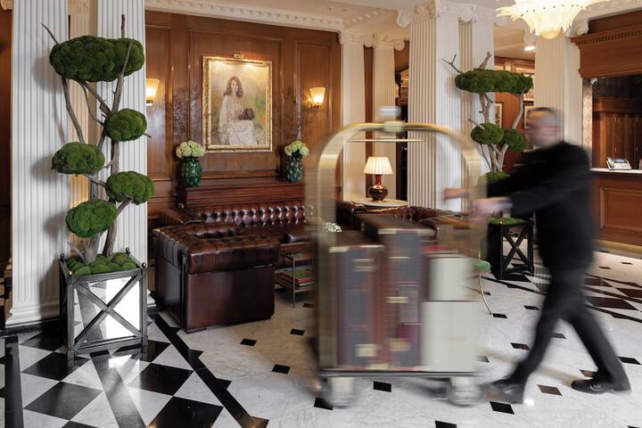 Hotel Interior 10 of 113