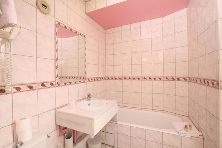 Clean Restrooms