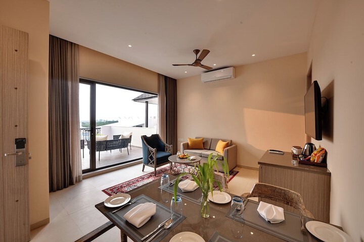 Room 10 of 54