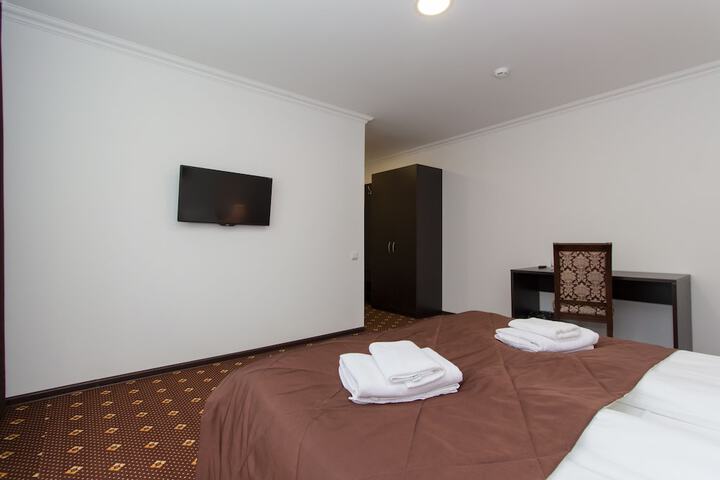 Room 18 of 31