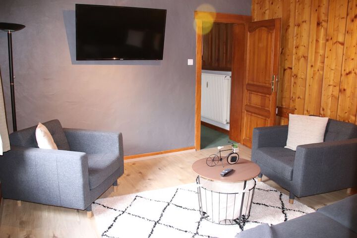 Room 46 of 99