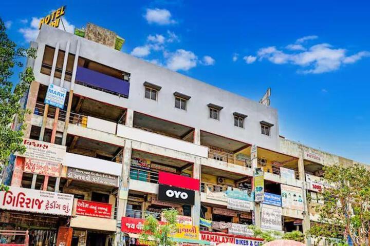 Hotel Mahi