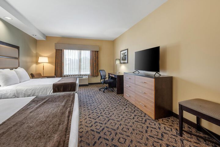 Room 13 of 30