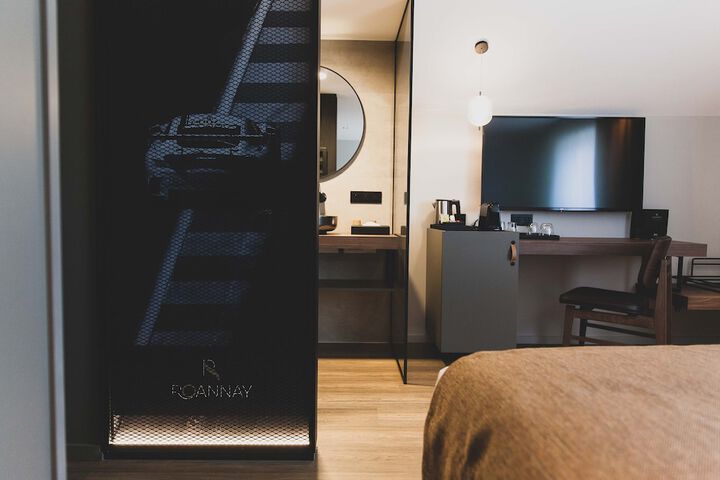 Room 7 of 30