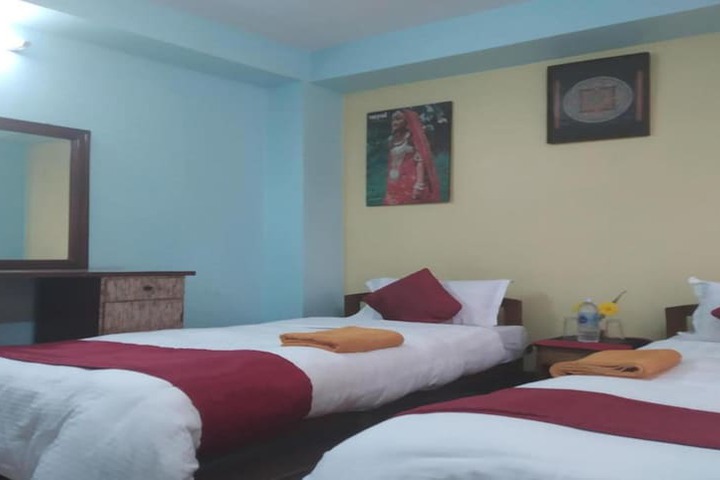 Room 7 of 11