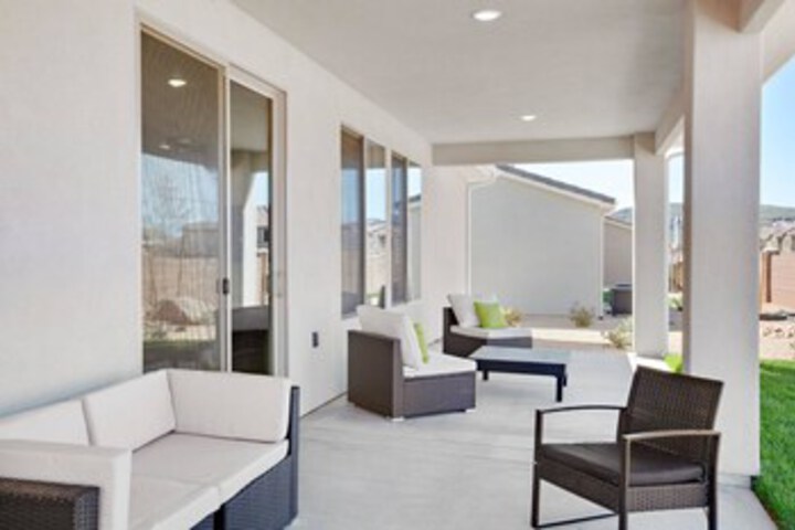Terrace/Patio 4 of 38