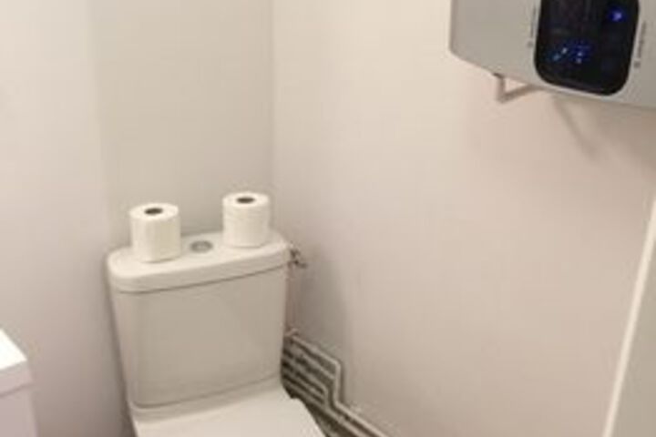 Room 7 of 112