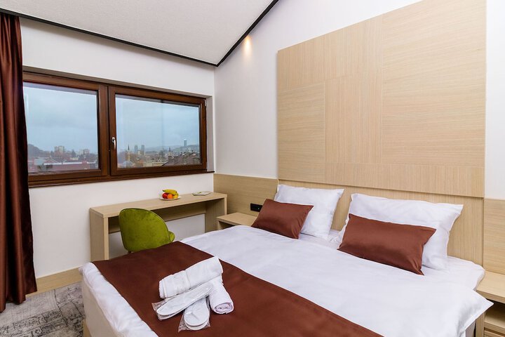 Room 12 of 47