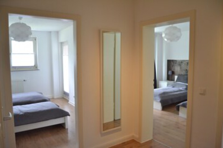 Room 106 of 177
