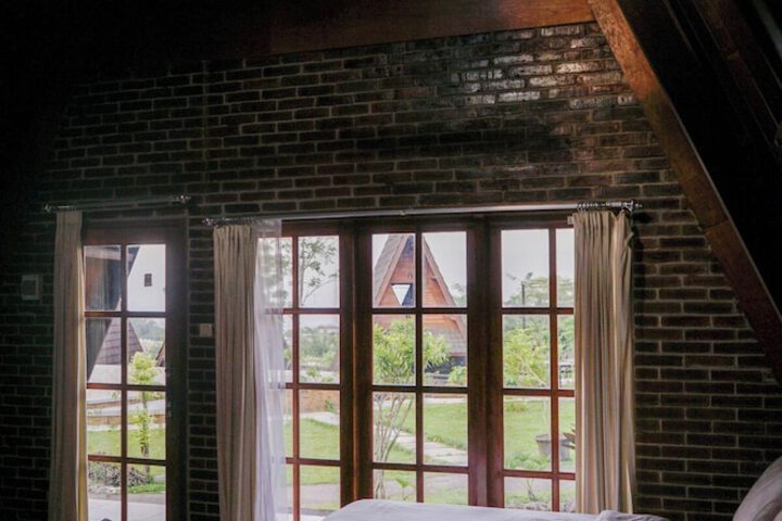 Room 16 of 188