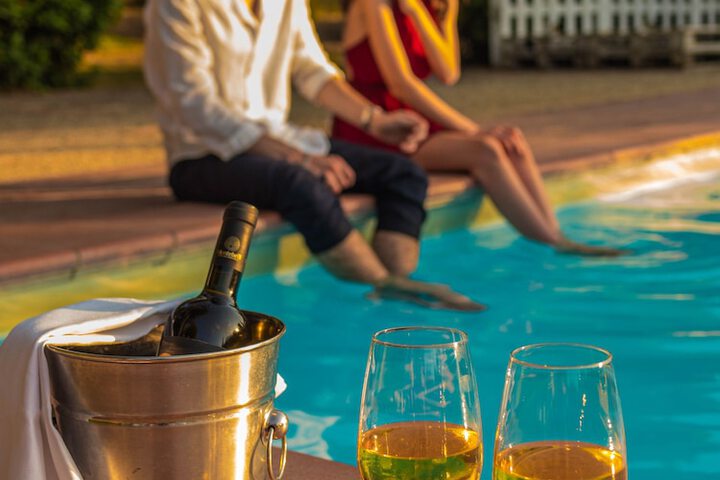 Hotel with Pool