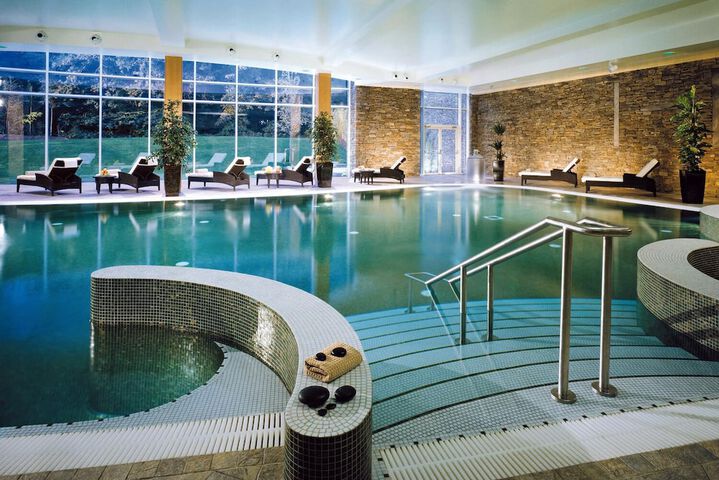Pool 33 of 74