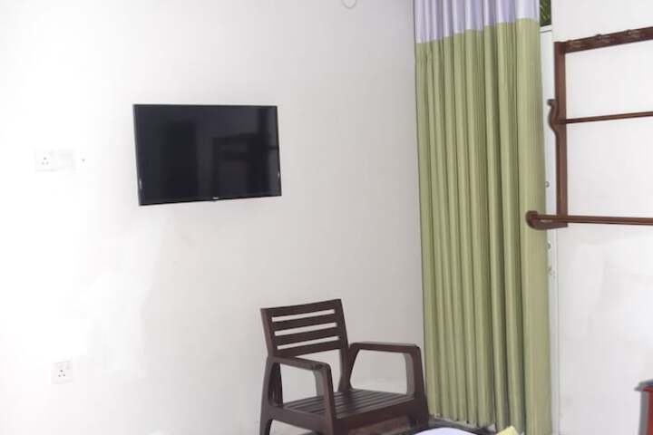 Room 10 of 40