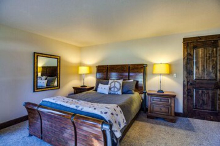 Room 46 of 51