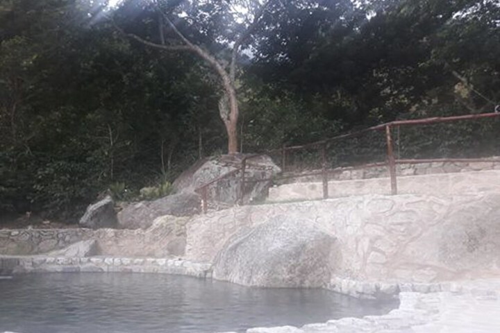 Pool 9 of 35
