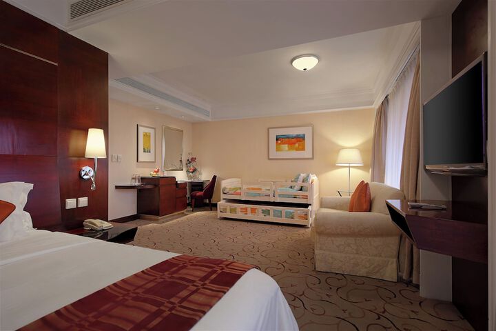 Room 16 of 75