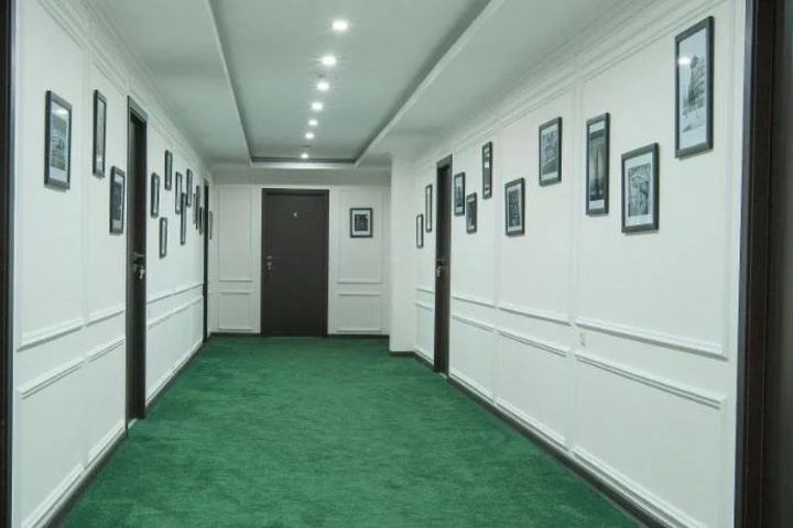Room 12 of 20