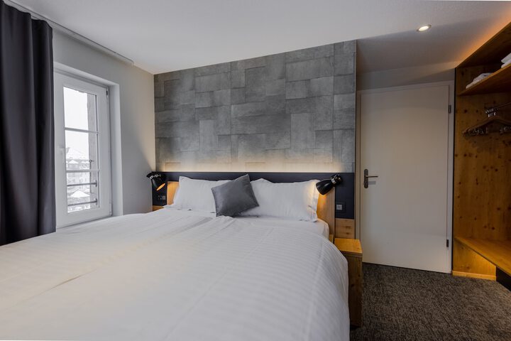 Room 17 of 67