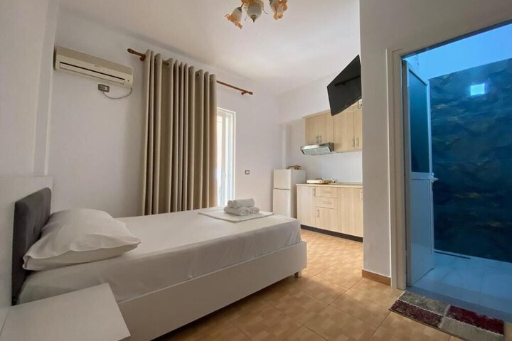 Room 63 of 115