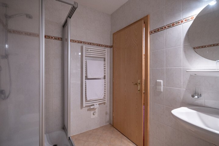 Room 21 of 63