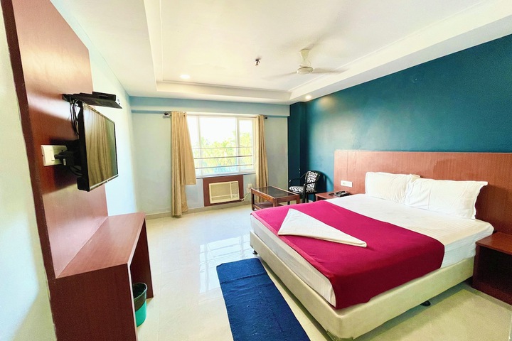 Hotel Janaki Pride - near Temple