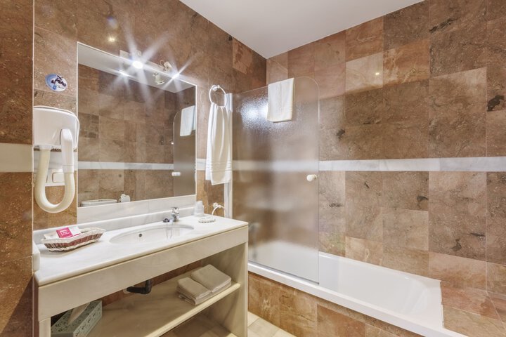 Bath Photo