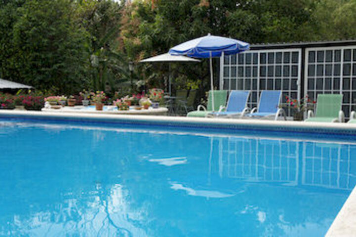 Pool 21 of 23