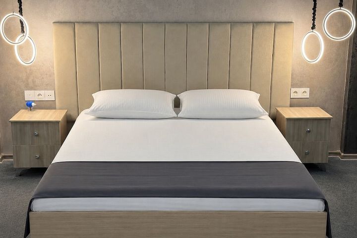 Room 14 of 29