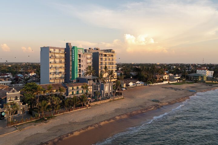 Earls Regent Negombo
