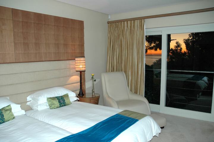 Room 3 of 26