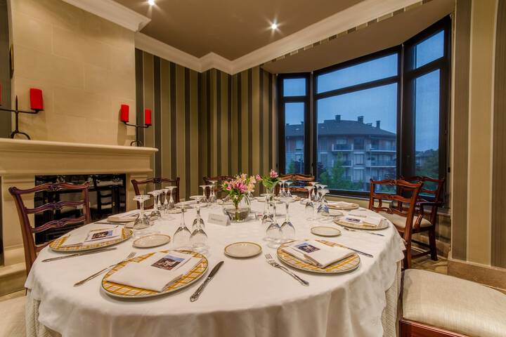 Dining 88 of 121