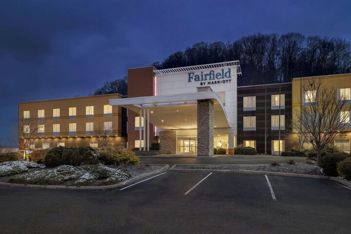 Fairfield Inn & Suites Athens