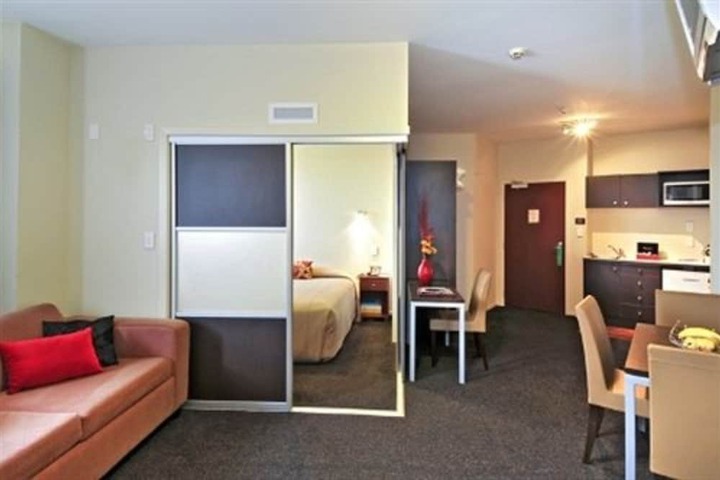 Room 5 of 21