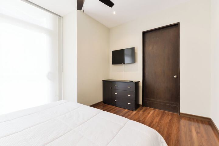Room 6 of 46