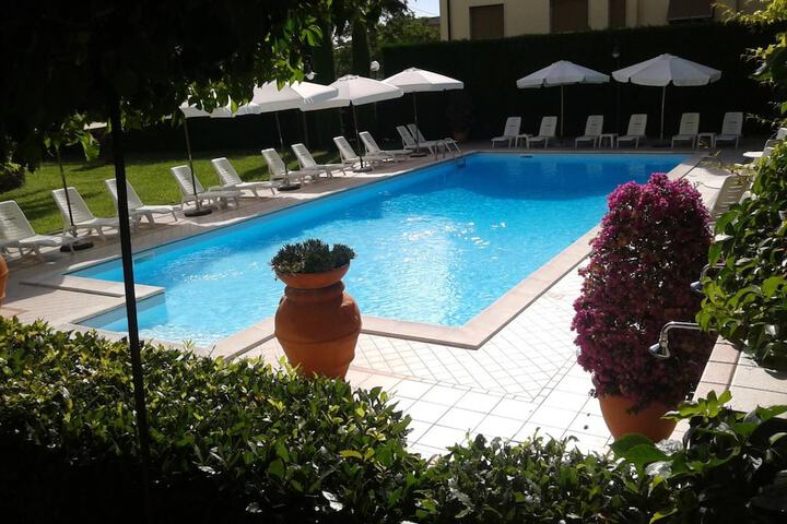 Hotel Pool