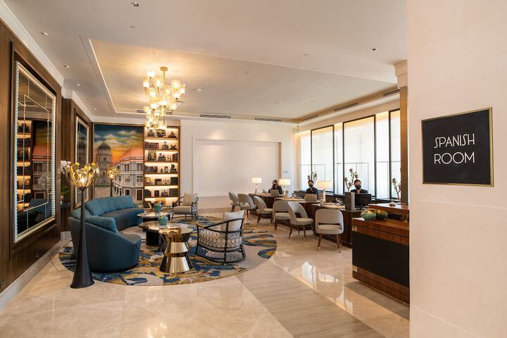 Hotel Interior 4 of 129