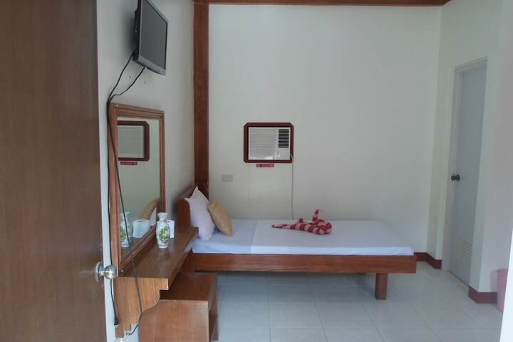 Room 14 of 116