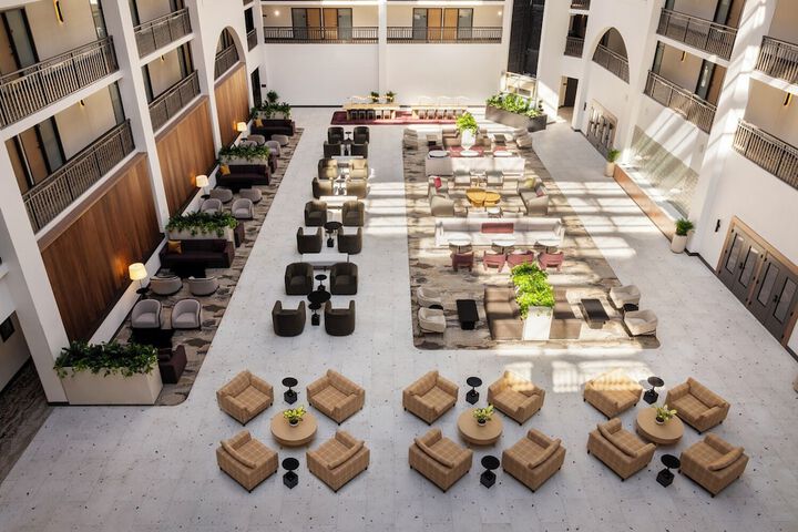 Guest Lobby