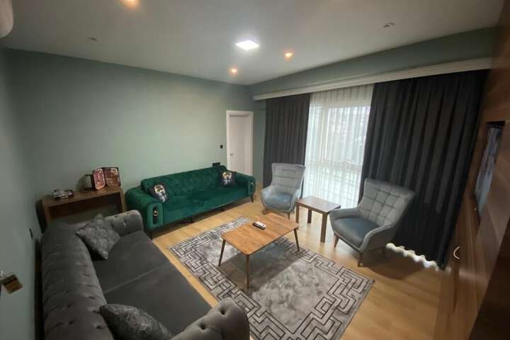 Room 8 of 21