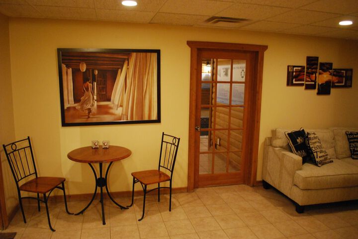 Ballroom/Hall 48 of 69