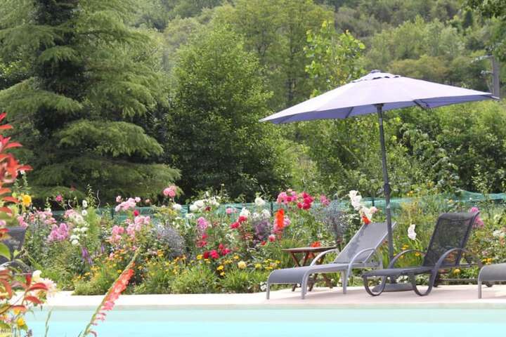 Pools & Facilities