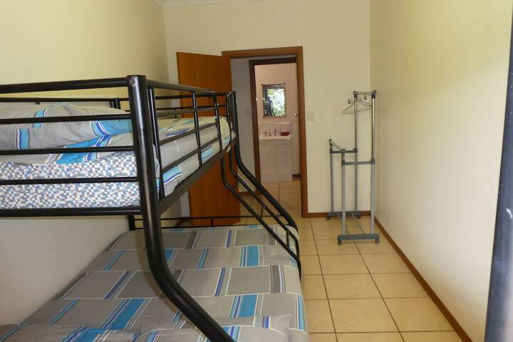 Room 3 of 39
