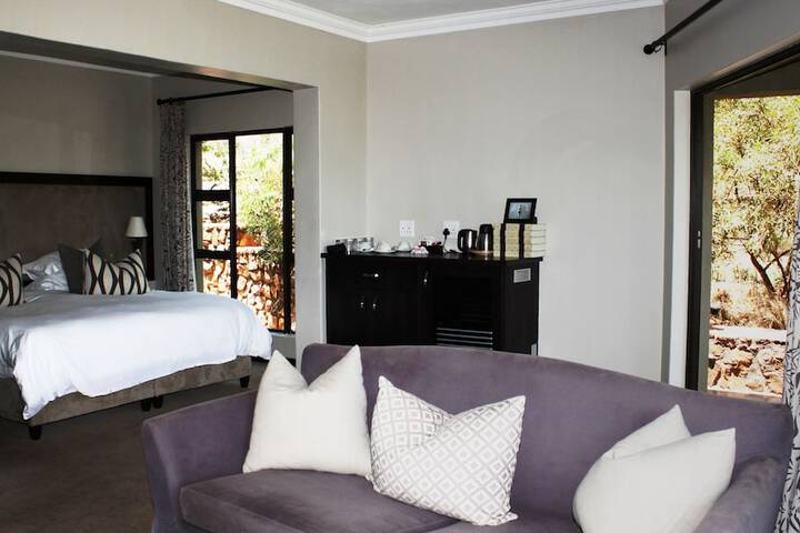 Room 4 of 39